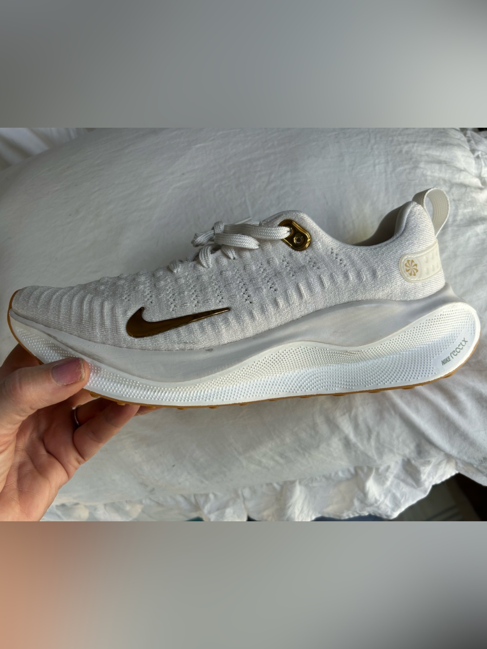 NWOT Nike Women’s ReactX Infinity Run 4 Shoes: White with Gold! Size 10.5